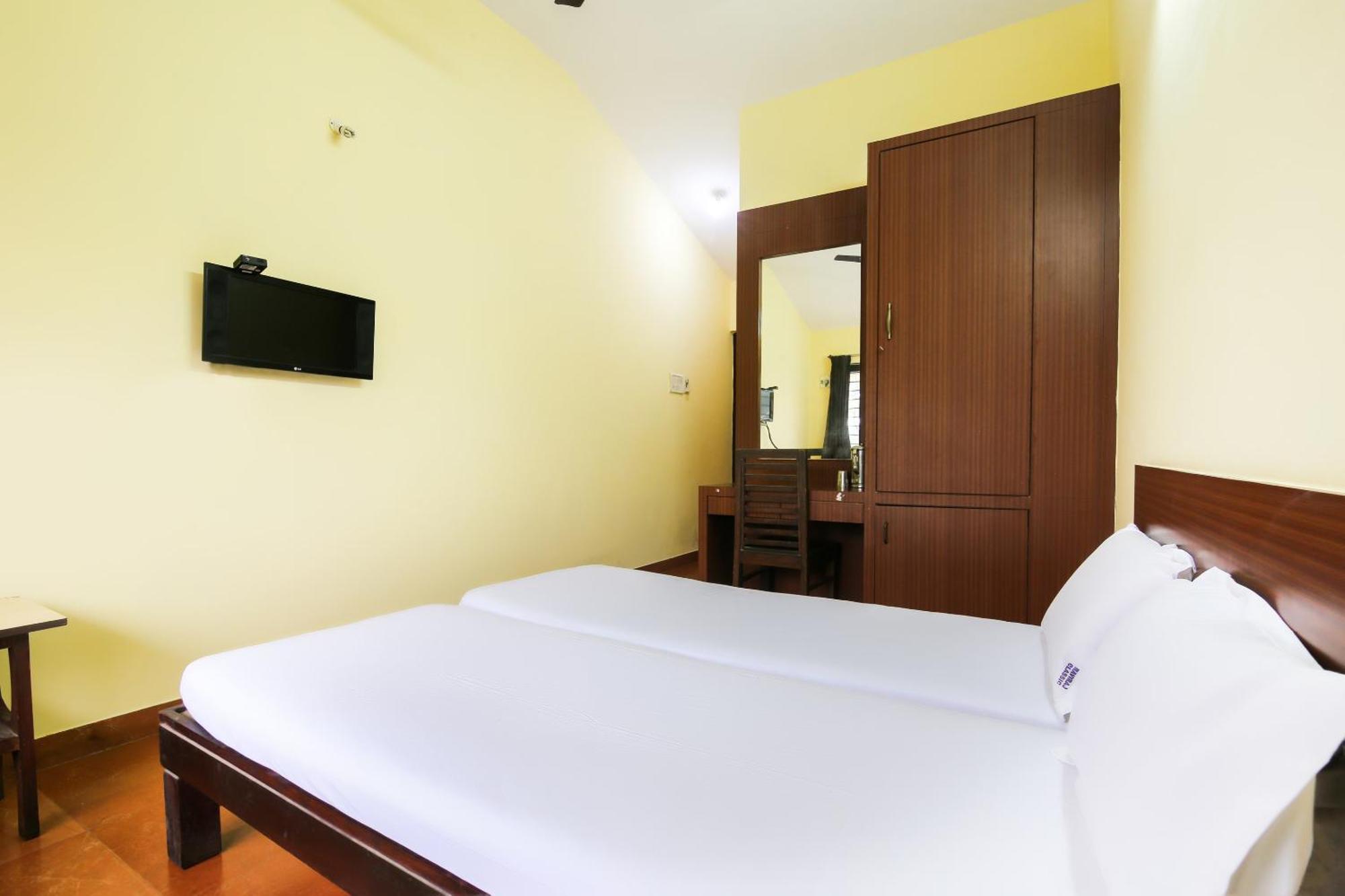 Hotel O Raviraj Classic Cana 外观 照片